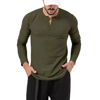 Лек дишащ мъжки топ, мъжки однотонная приталенная тениска с дълъг ръкав, леко пролетно-летен пуловер с кръгло деколте.